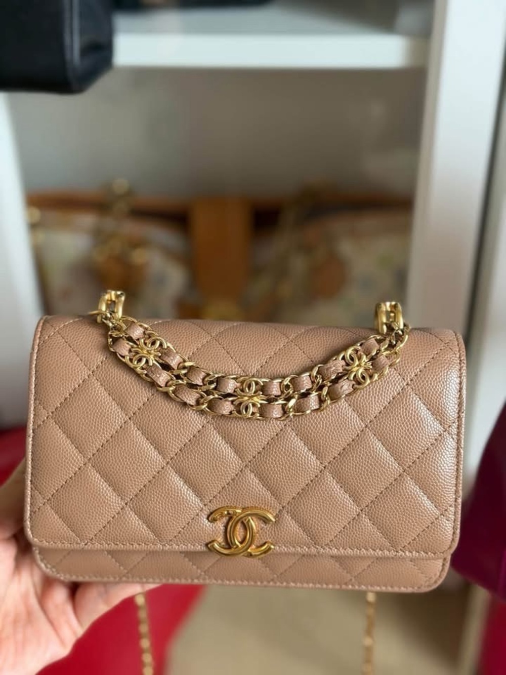 CHANEL Beige Quilted Leather Flap Bag with Gold Chain